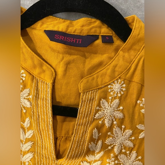 Srishti Size S Mustard Yellow Cotton Blend Pullover Embroidered Sleeveless Top - Picture 7 of 10